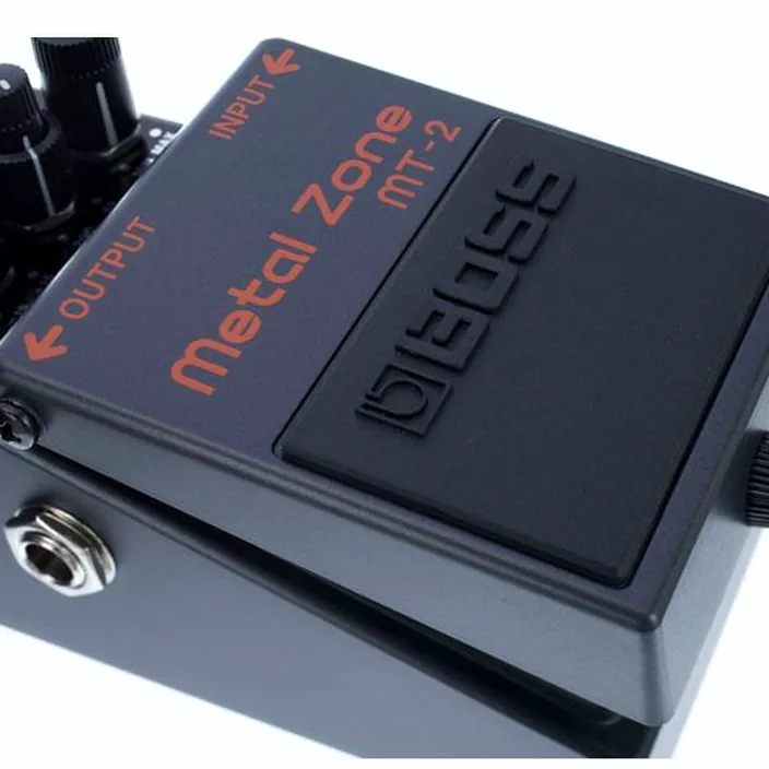 Boss MT-2 Metal Zone Distortion , Avis, Test et Comparatif