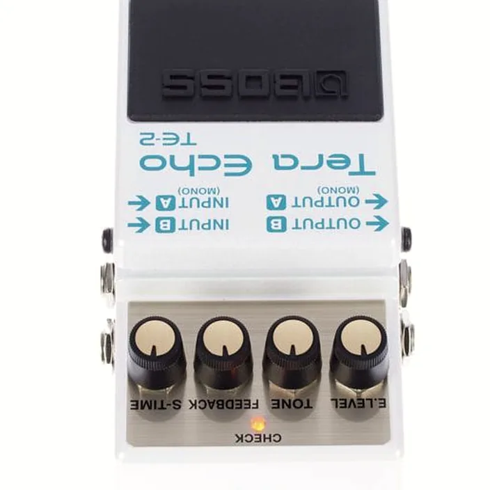 Boss TE-2 Tera Echo