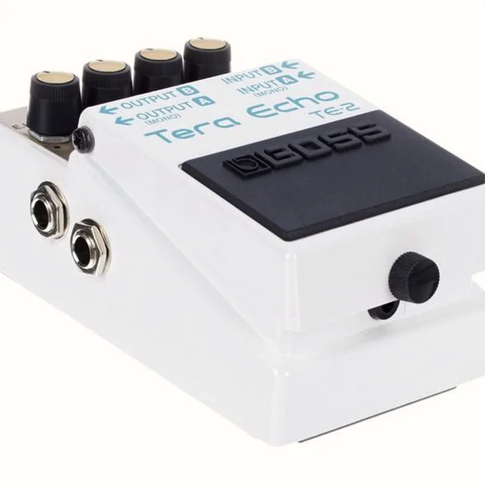 Boss TE-2 Tera Echo