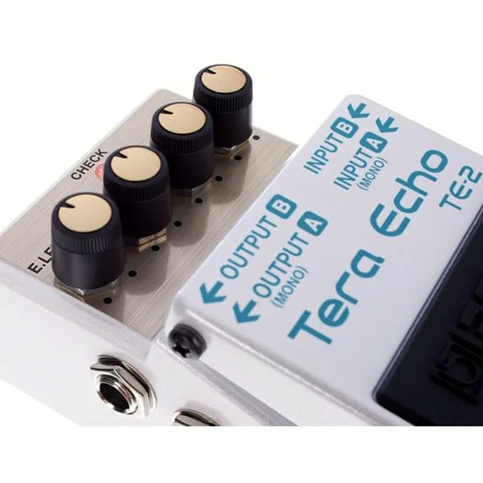 Boss TE-2 Tera Echo