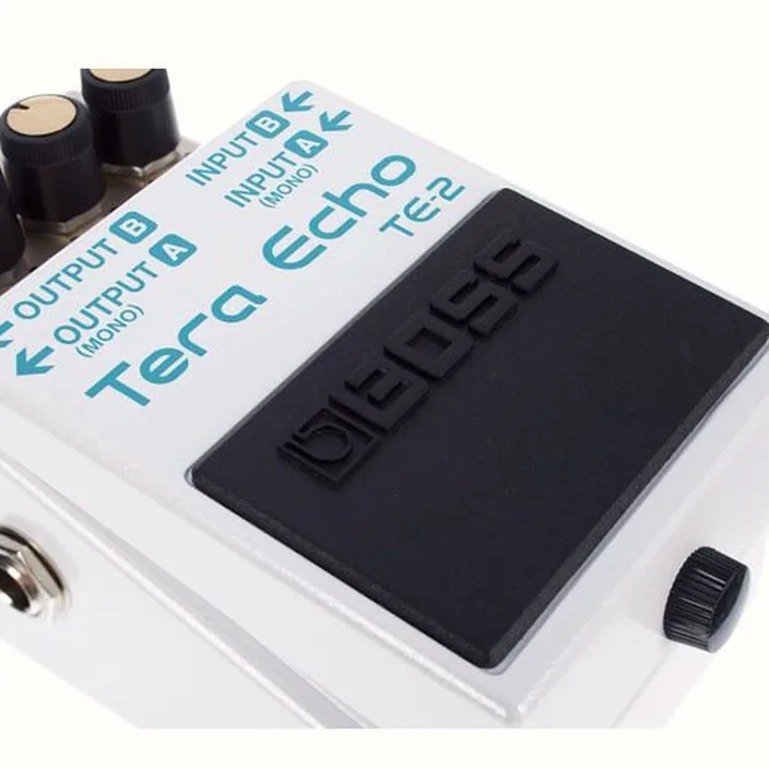 Boss TE-2 Tera Echo
