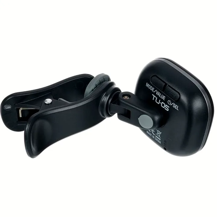 Boss TU-05 Clip Tuner , Test, Avis et Comparatif