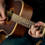Combien de temps pour apprendre la guitare ?