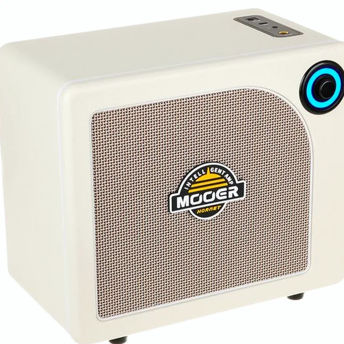 Le combo Mooer Hornet 15i Modeling Amp White / Test, Comparatif et Avis