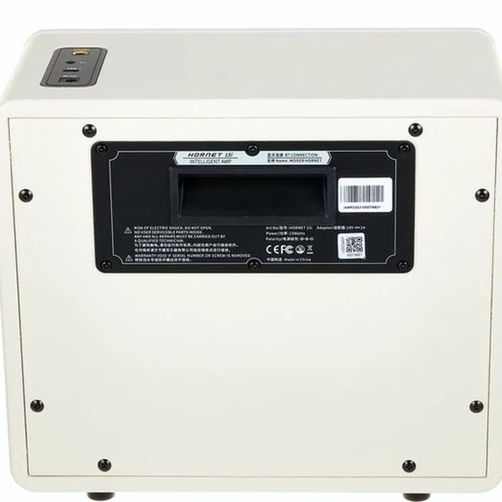 Le combo Mooer Hornet 15i Modeling Amp White / Test, Comparatif et Avis