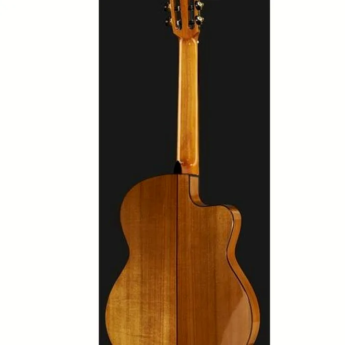 Cordoba GK Studio Lefthand / Avis, Test