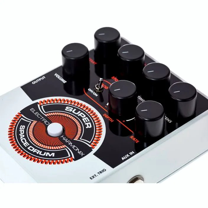 Et Test Electro Harmonix Super Space Drum