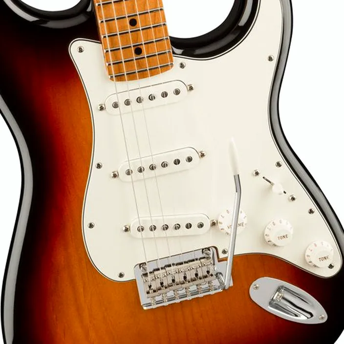 Fender LTD Player Strat 3TS