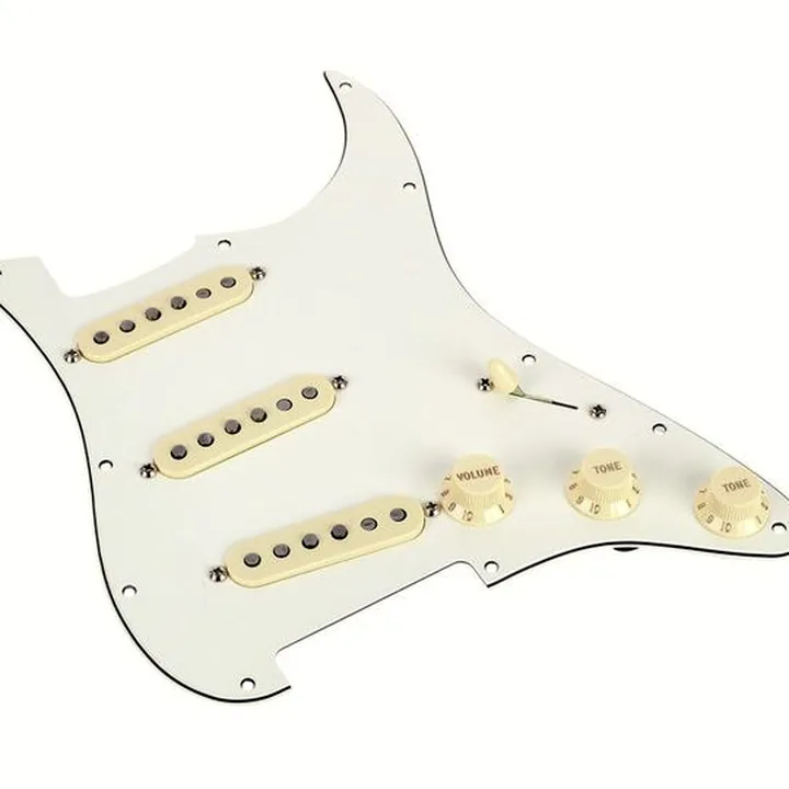 Fender Pre-Wired ST Pickguard 69 Par : Comparatif, Test, Avis
