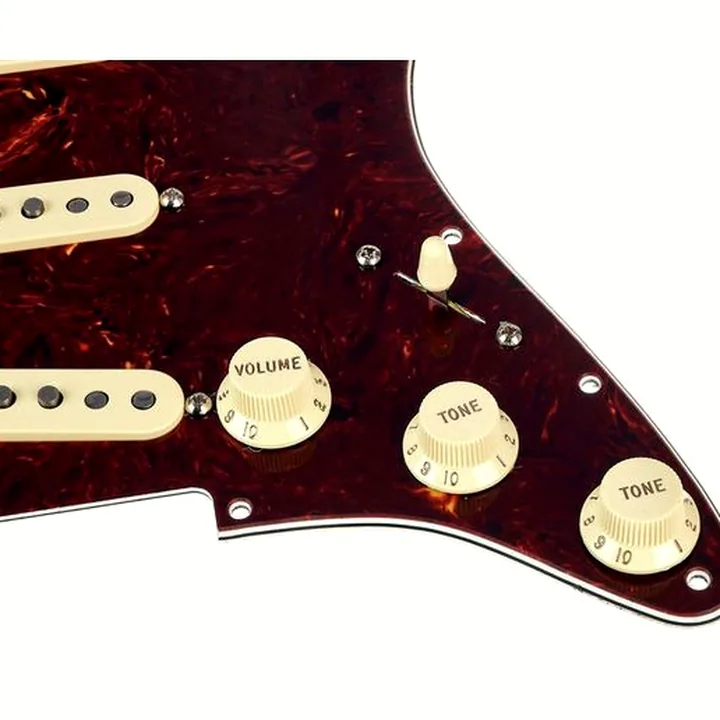 Fender Pre-Wired ST Pickguard 69 TS Test, Comparatif & Avis