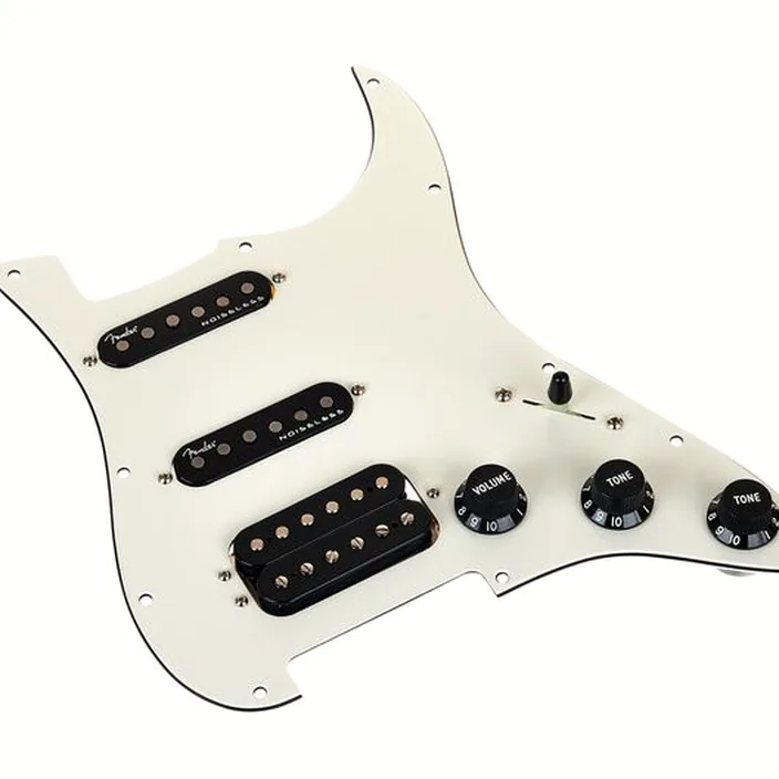 Fender Pre-Wired ST Pickguard HSS : Test, Avis