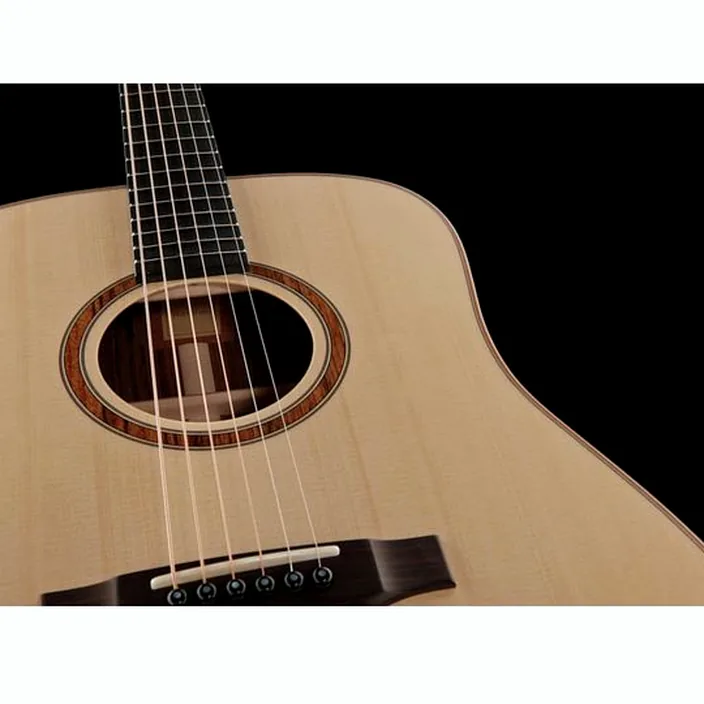 Et Avis Guitare acoustique Lakewood D-18