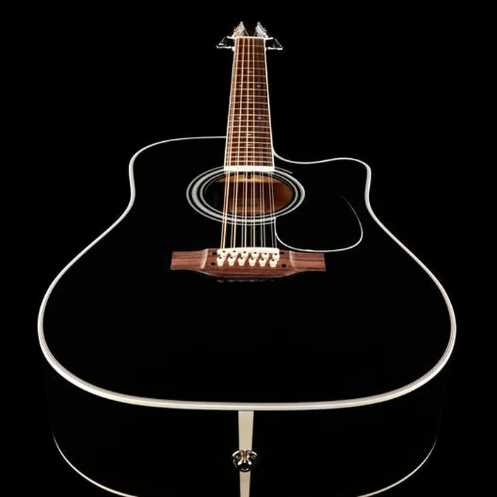 Guitare acoustique Takamine EF381SC Avis, Comparatif & Test