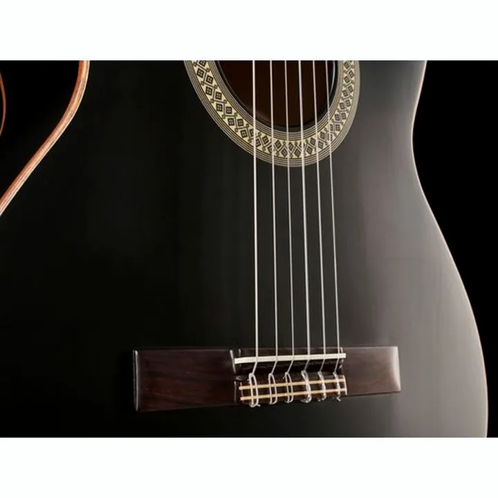 Guitare Alhambra Black Satin Plus Set : Test & Avis