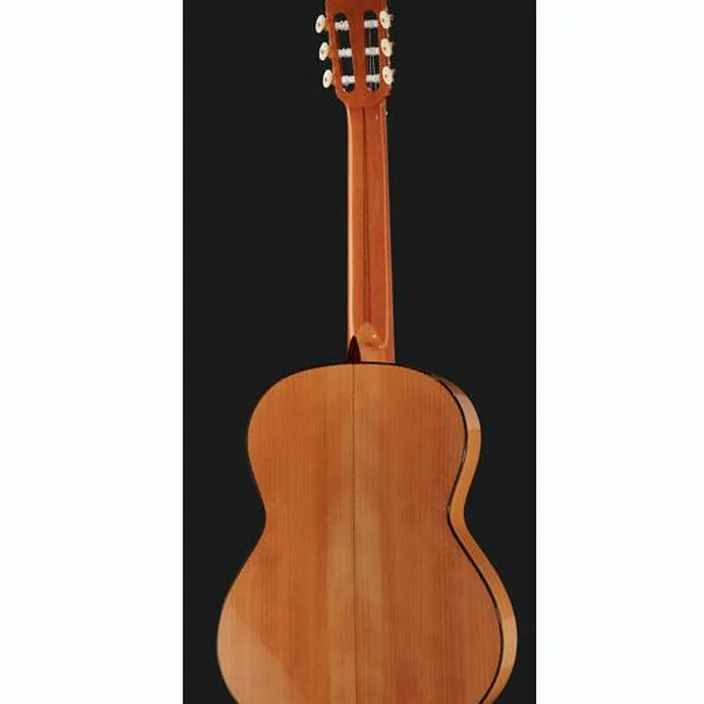 La guitare Amalio Burguet 1F Spruce Flamenco w/ Case / Test & Avis