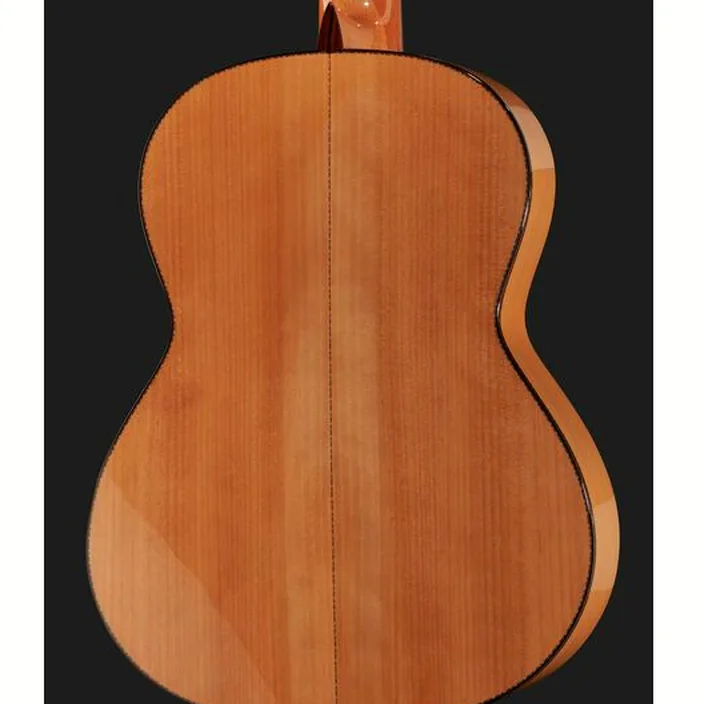 La guitare Amalio Burguet 1F Spruce Flamenco w/ Case / Test & Avis