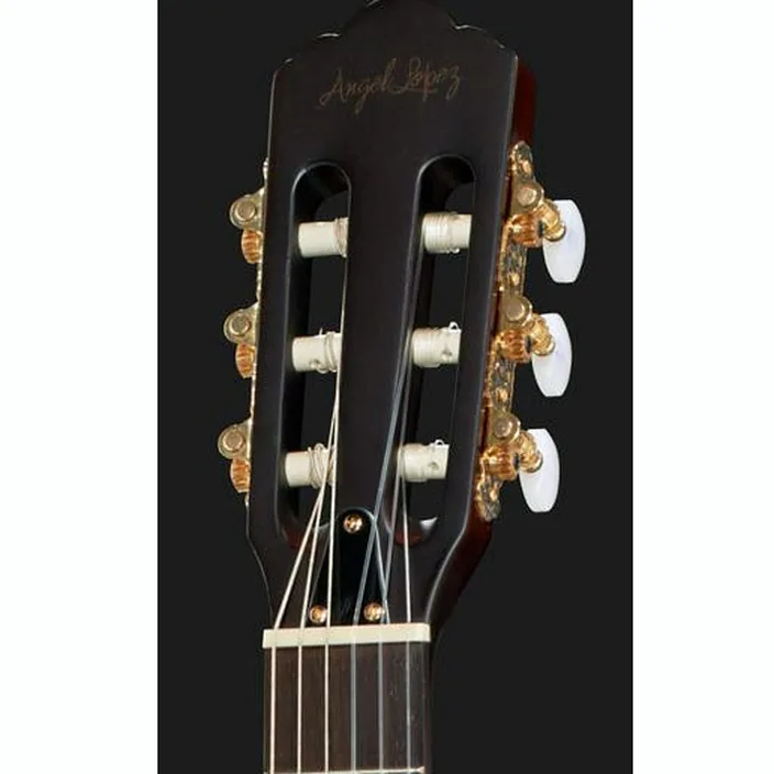 Guitare Angel Lopez EC3000CNA Test, Comparatif & Avis