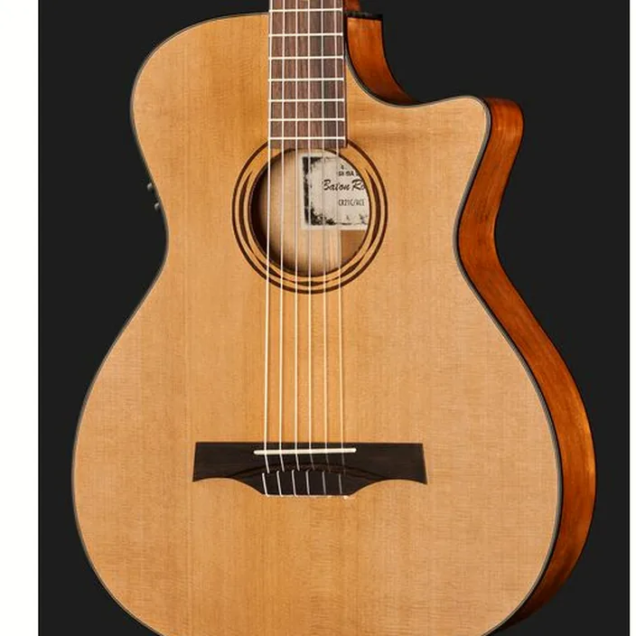 Guitare classique Baton Rouge CR21C/ACE Nylon Auditorium / Comparatif, Avis et Test