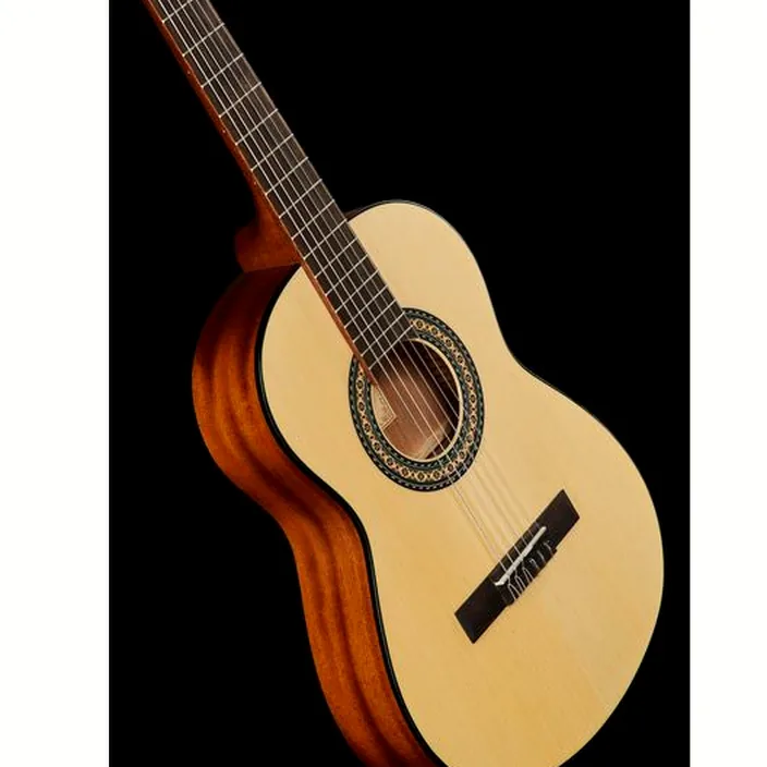 La guitare classique Cort AC75 Open Pore - Avis, Test & Comparatif