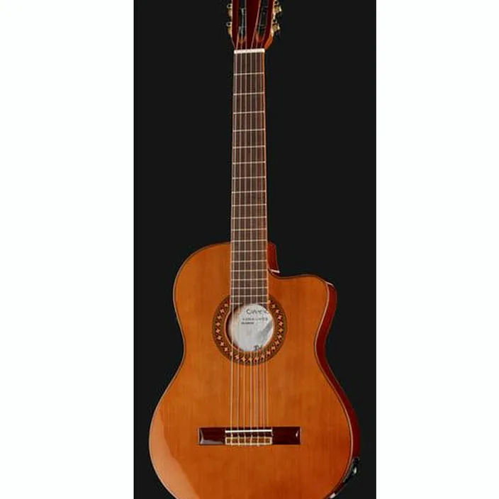 La guitare classique Höfner HC504-TCE / Comparatif, Test et Avis