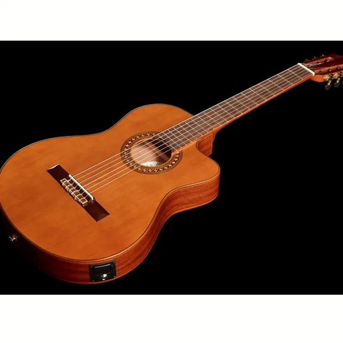 La guitare classique Höfner HC504-TCE / Comparatif, Test et Avis