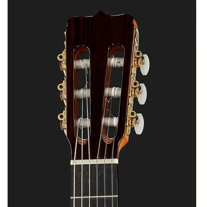 Guitare classique Ramirez Guitarra del Tiempo Cedar Avis, Test et Comparatif