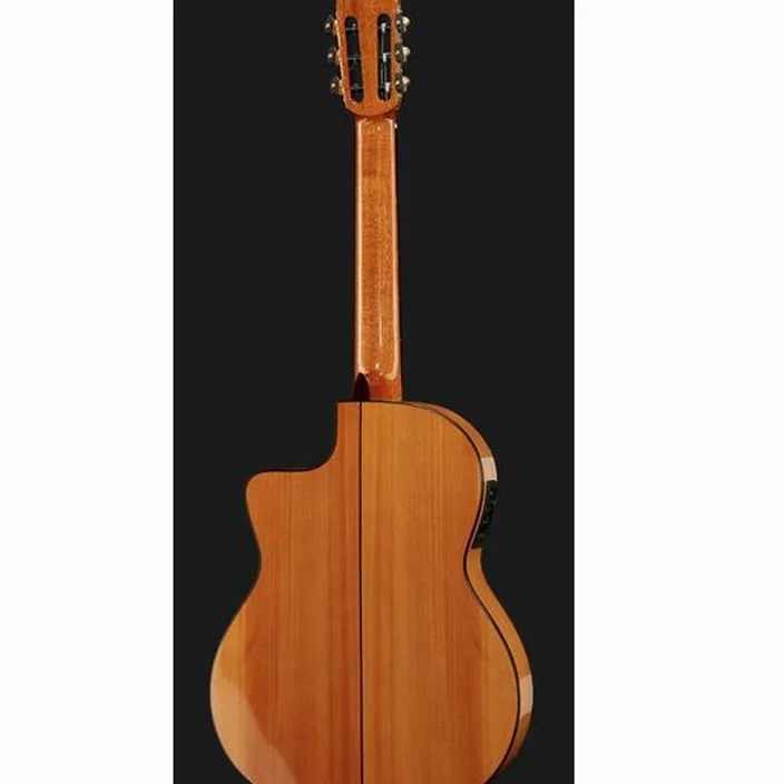 La guitare Cordoba GK Studio Avis, Test et Comparatif