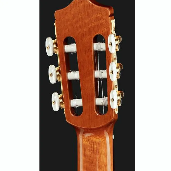 Et Test de la guitare Cordoba Requinto 1/2 Classical Iberia