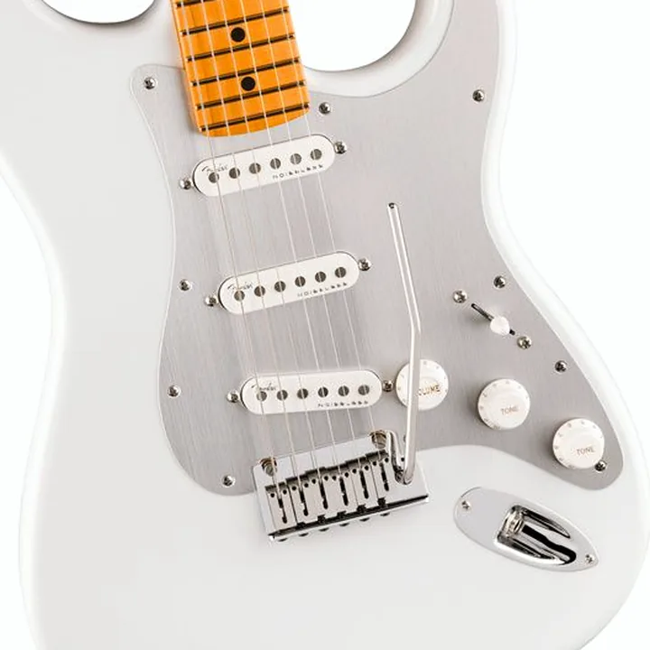 Guitare électrique Fender Am Ultra II Strat MN AVL : Avis, Test, Comparatif