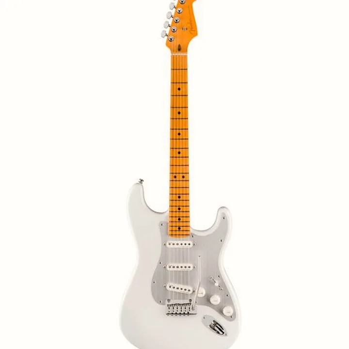 Guitare électrique Fender Am Ultra II Strat MN AVL : Avis, Test, Comparatif