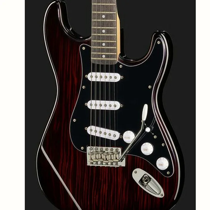 La guitare électrique Harley Benton ST-70RW Deluxe Series / Avis, Comparatif, Test