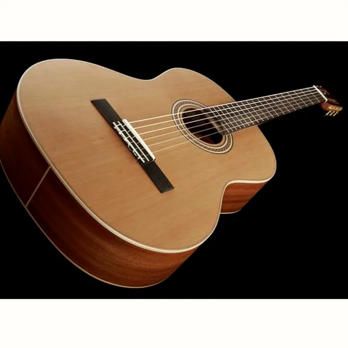 Guitare La Mancha Rubi CM-N