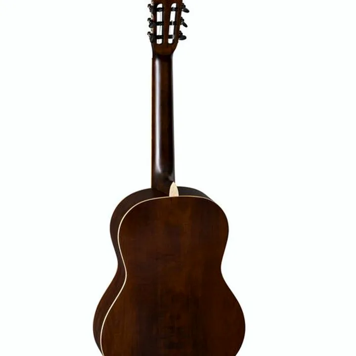Guitare La Mancha Serba : Avis, Test, Comparatif