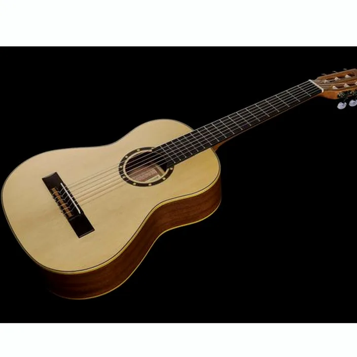 Guitare Ortega R121-1/2 NT - Avis, Test et Comparatif