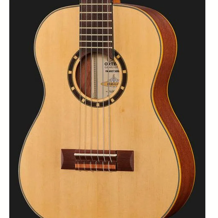 Et Test de la guitare Ortega R122-1/4-L