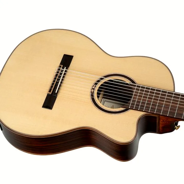 Guitare Ortega RCE158RW-8 / Comparatif, Avis & Test