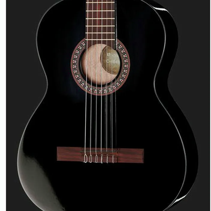 La guitare Thomann C-404 BLK Set , Test et Avis