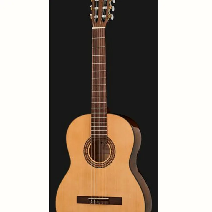 Guitare Thomann Classic Guitar S 4/4 Bundle : Test & Avis