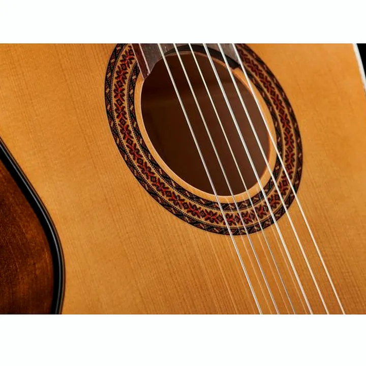 Guitare Thomann Classic Guitar S 4/4 Bundle : Test & Avis
