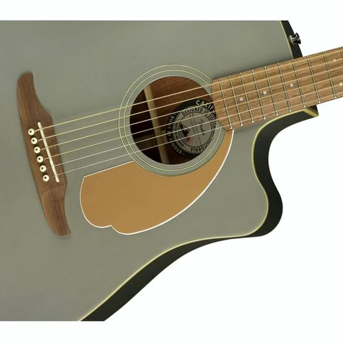 Et Test de la guitarefolk Fender Redondo Player Slate Satin