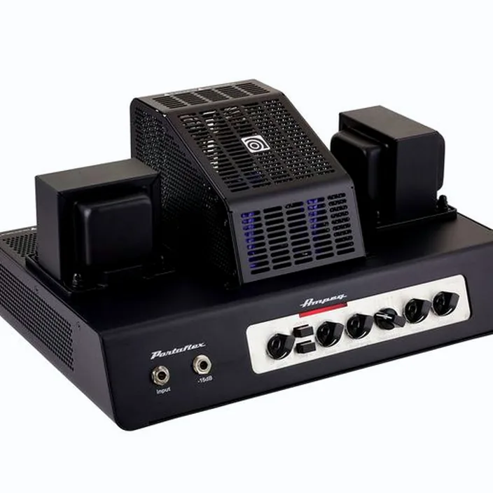 Et Test de l'amplificateur Ampeg PF-50T Bass Head