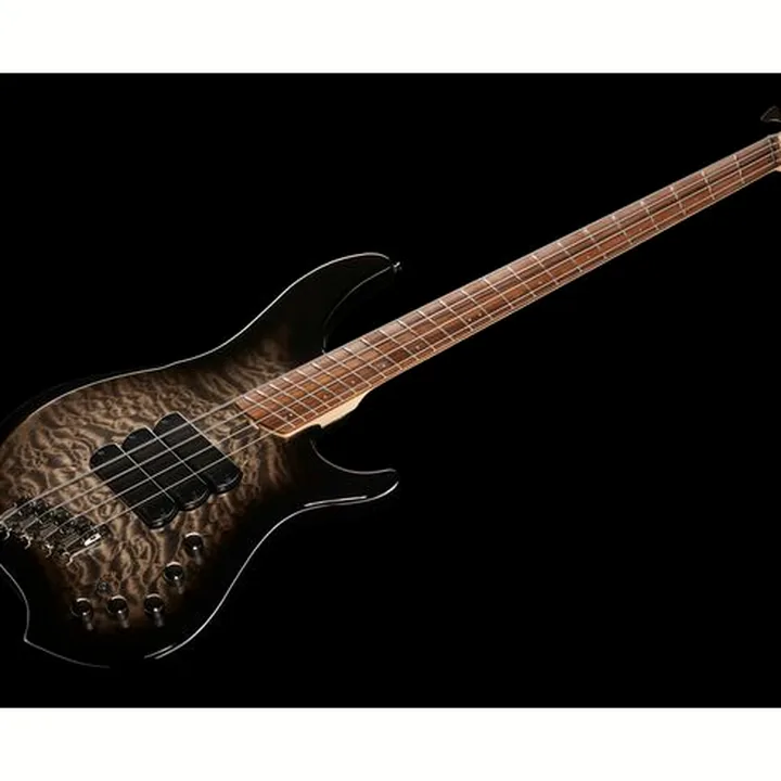 La basse Dingwall CB3 Combustion 4 PF BB / Test, Avis & Comparatif