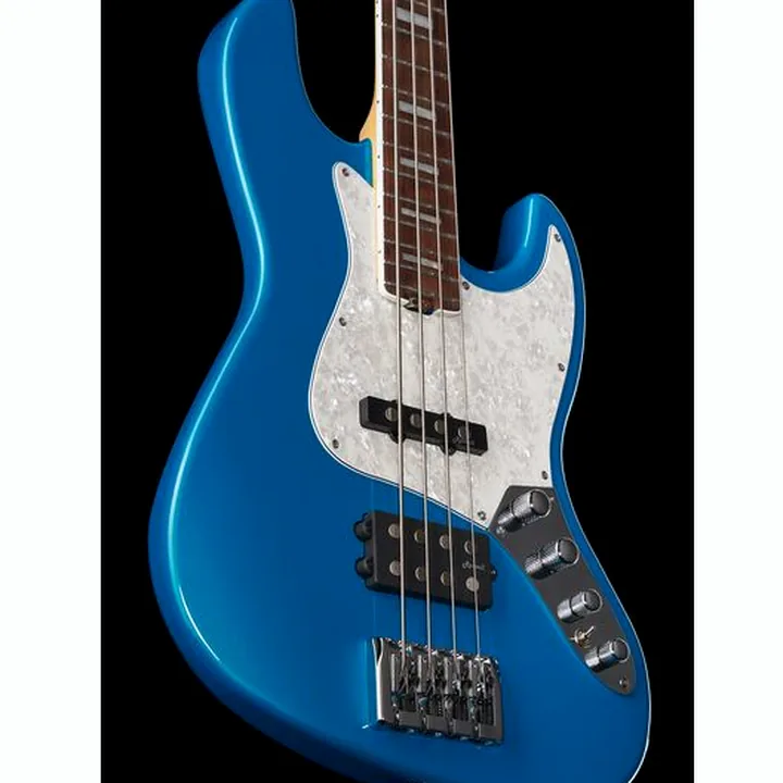 La basse électrique Harley Benton Enhanced MJ-4EB Lake Bl Bundle Comparatif, Avis & Test