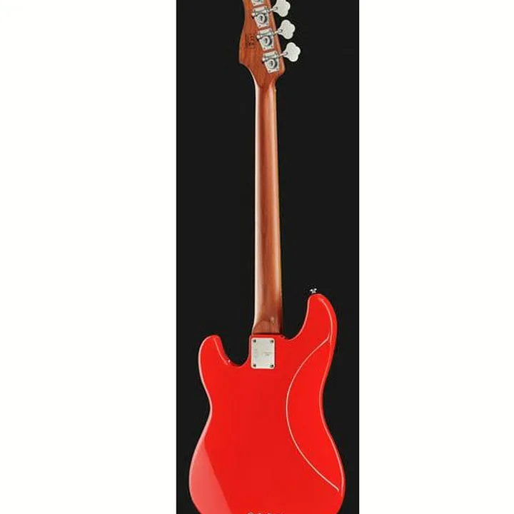 La basse électrique Marcus Miller P5 Alder-4 DRD : Avis, Test & Comparatif