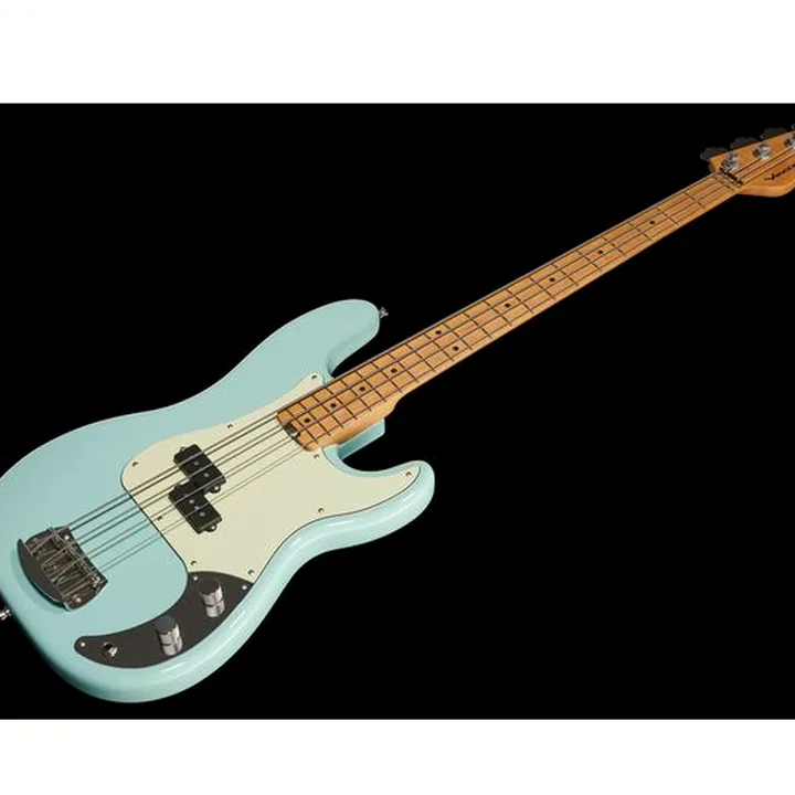 La basse électrique Vincent Bass Guitars Akkurat 4 Celeste Test et Avis