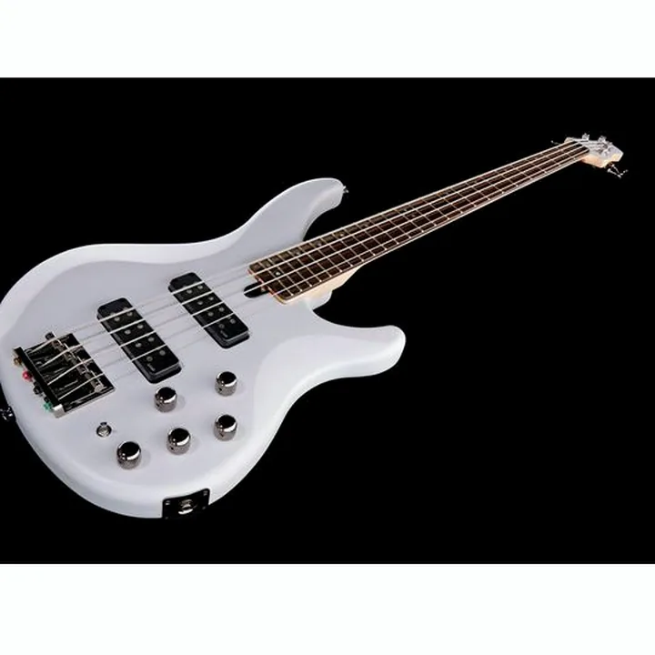 La basse électrique Yamaha TRBX 504 TWH – Avis, Comparatif et Test