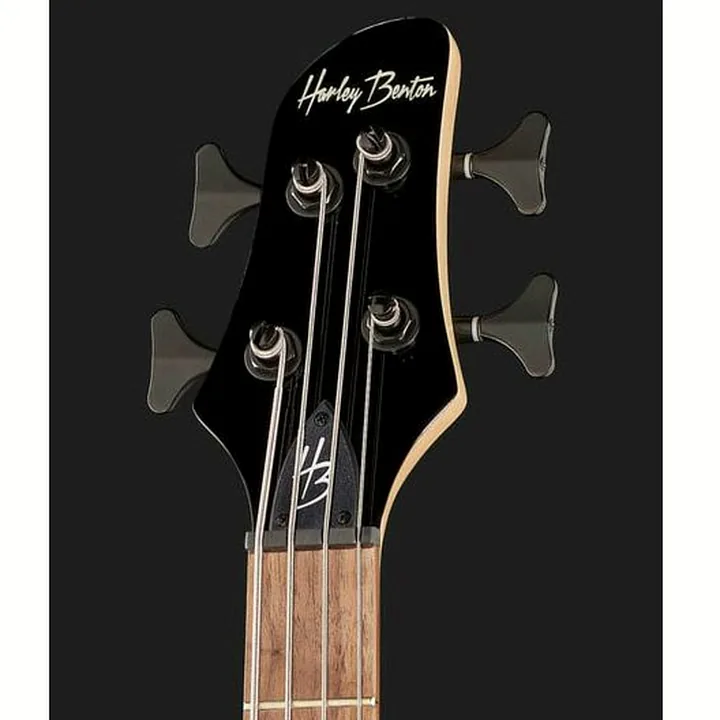 La basse Harley Benton B-450 QTB Bundle 1 – Test, Avis et Comparatif