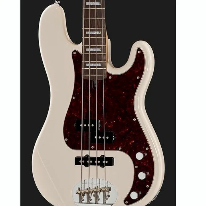 La basse Lakland Skyline 44-64 Custom 4 WH – Test, Avis, Comparatif
