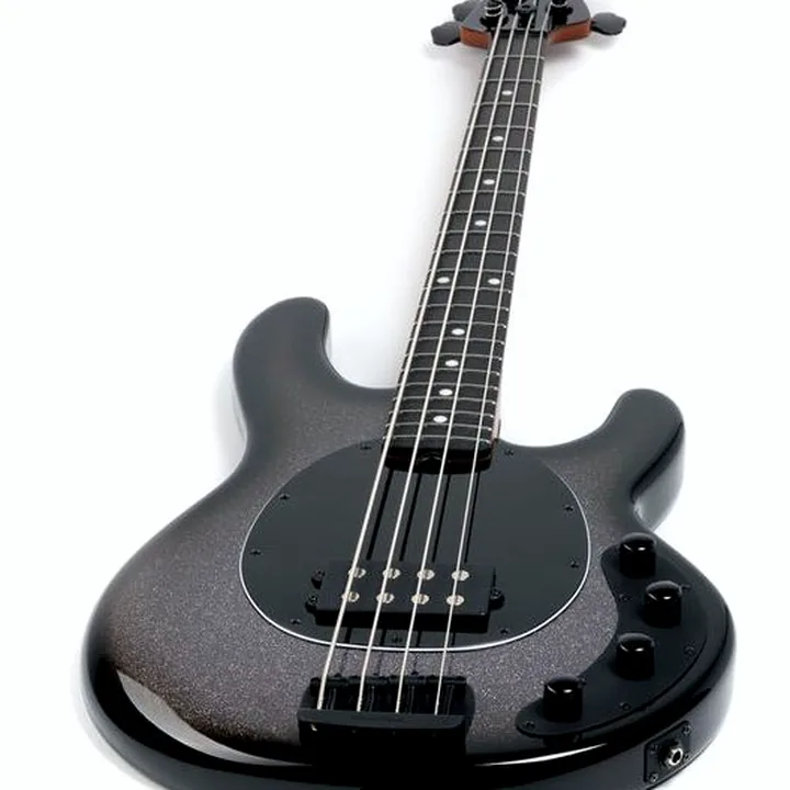 La basse Music Man Stingray 4 Special Smoked , Test, Comparatif, Avis