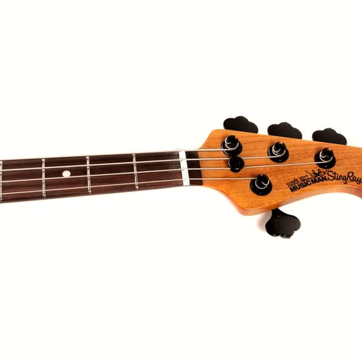 La basse Music Man Stingray 4 Special Speed Blue / Test, Comparatif & Avis